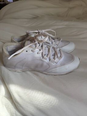 Varsity Cheer Shoes - White